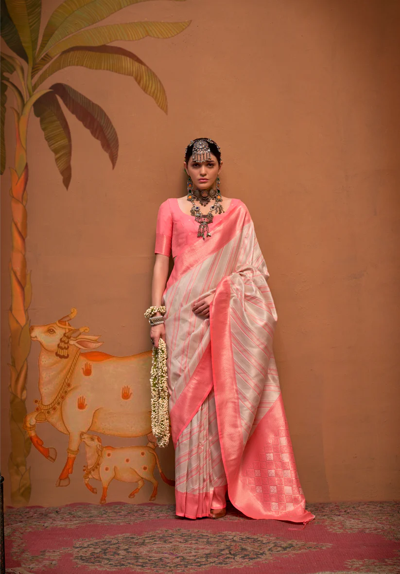 1723894657_front_White and Pink Handloom Weaving Saree.webp